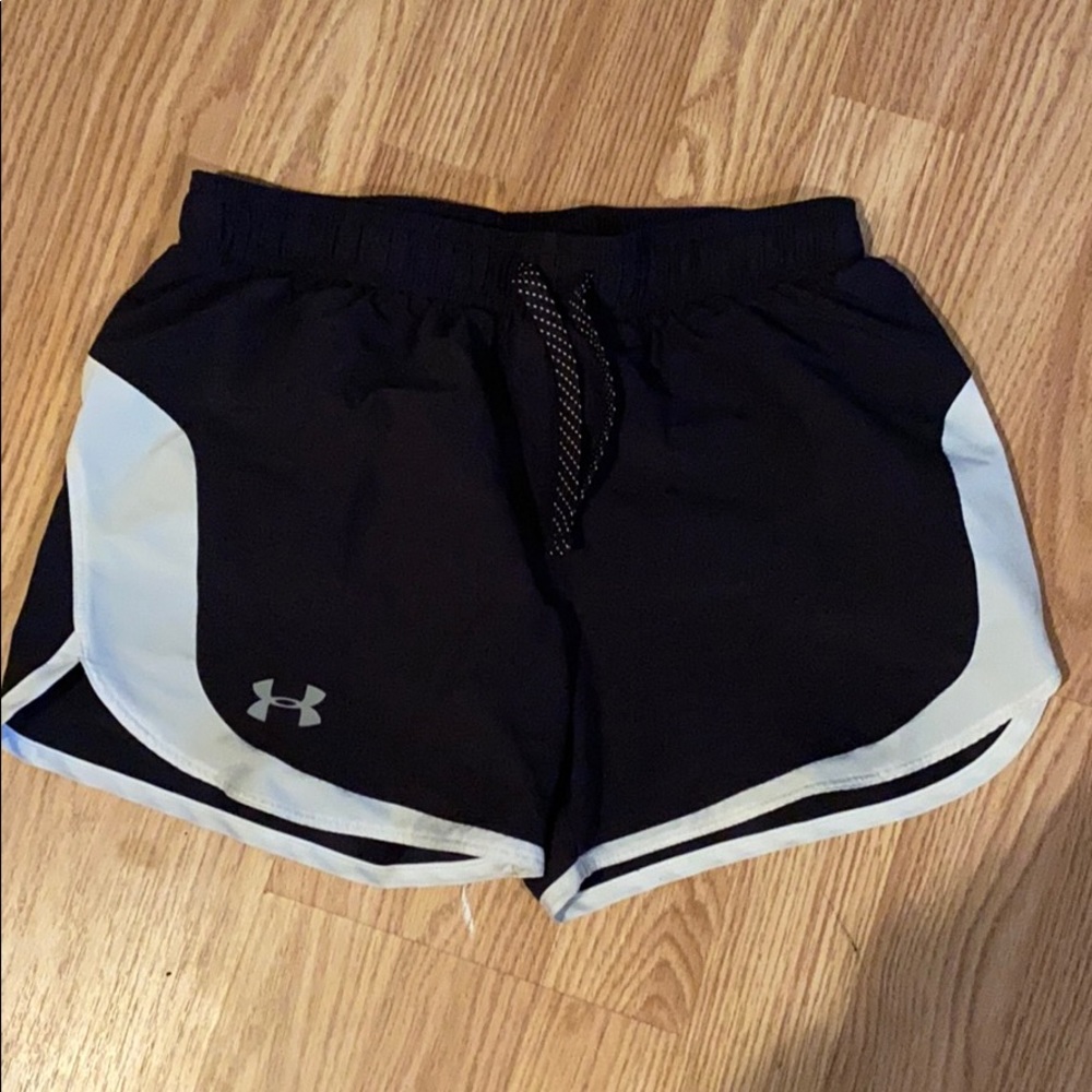 black under armour athletic shorts youth large